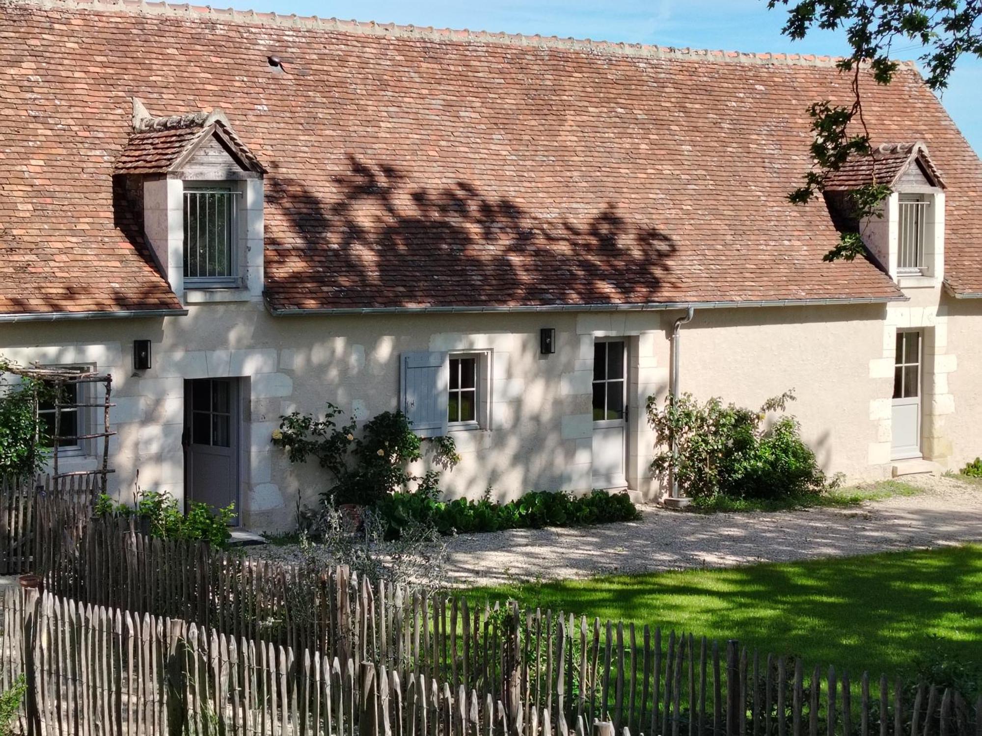 Le Puits Renaissance - Gites De Caractere Et Piscine Chauffee Chambourg-sur-Indre Kültér fotó